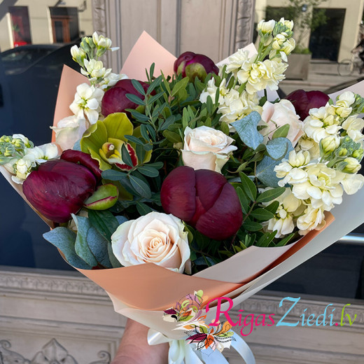 A bouquet of peonies, roses, mathiola