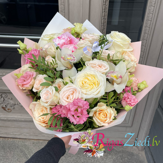 Bouquet of flowers in pastel colors mix