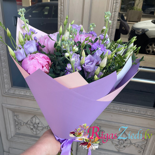 A bouquet of peonies, eustoma, mathiola