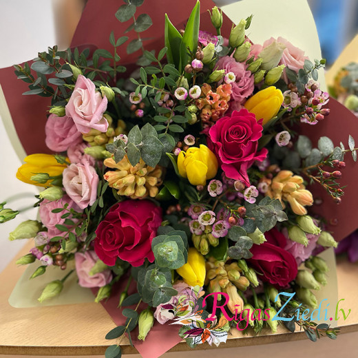 ​Flower bouquet "Trust the florist"
