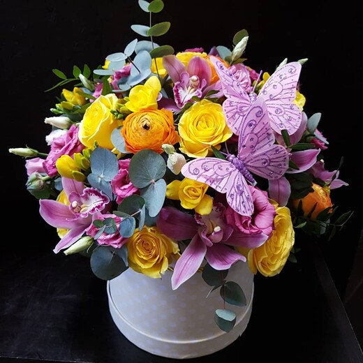 Spring flowers in flower box