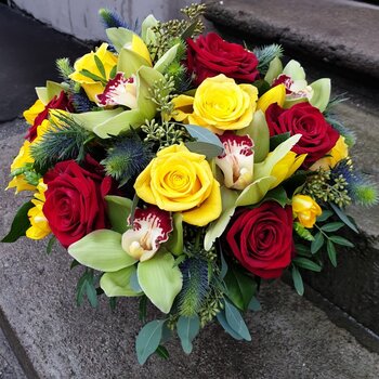 Flower bouquet Happy day