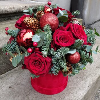 Svētku kompozīcija