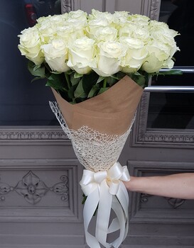 White rose (60 cm) bouquet