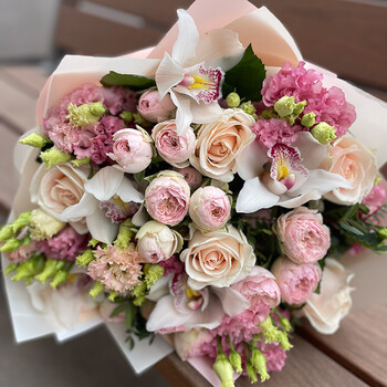 A bouquet of flowers Tenderness