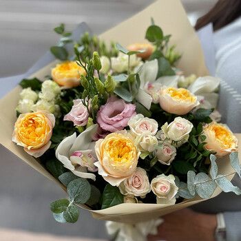 Flower bouquet with peony roses