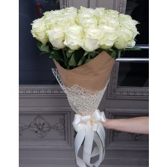 Букет из белых (60см) роз