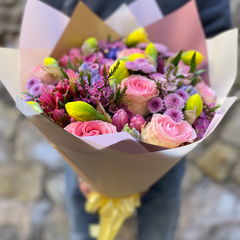 Bouquet of spring flowers