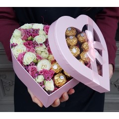 Цветы и конфеты Ferrero rocher